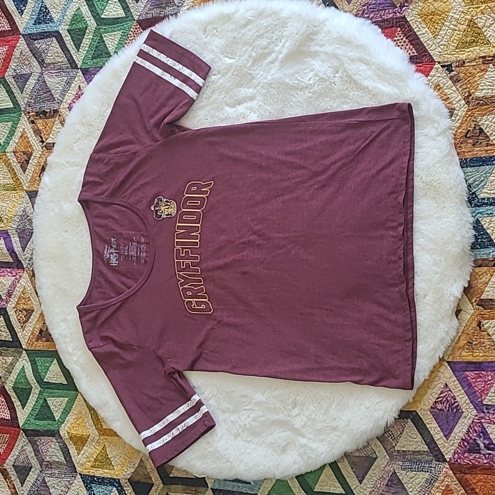 Harry Potter Universal Studios Maroon Gryffindor Hogwarts Short Sleeve Tee